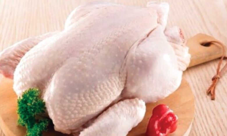 طبيبة عالمية تكشف تفاصيل محظورة عن جزء الدجاج هذا