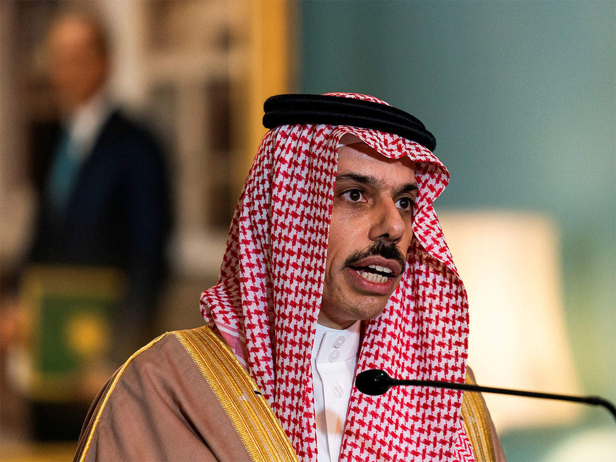 اجتماع بين وزير الخارجية السعودي ومبعوث الأمم المتحدة لبحث جهود المملكة في سوريا