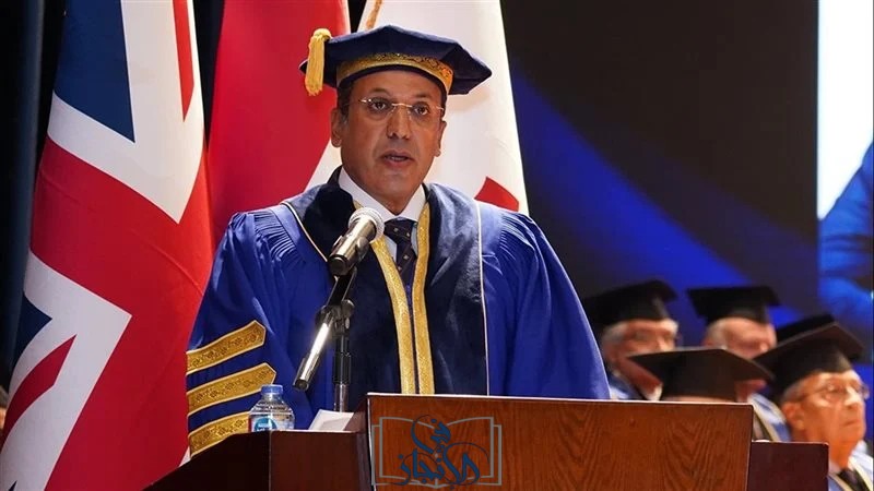 تكريم الدكتور محمد لطفي بوسام الشرف الملكي البريطاني تقديرًا لإسهاماته في التعليم